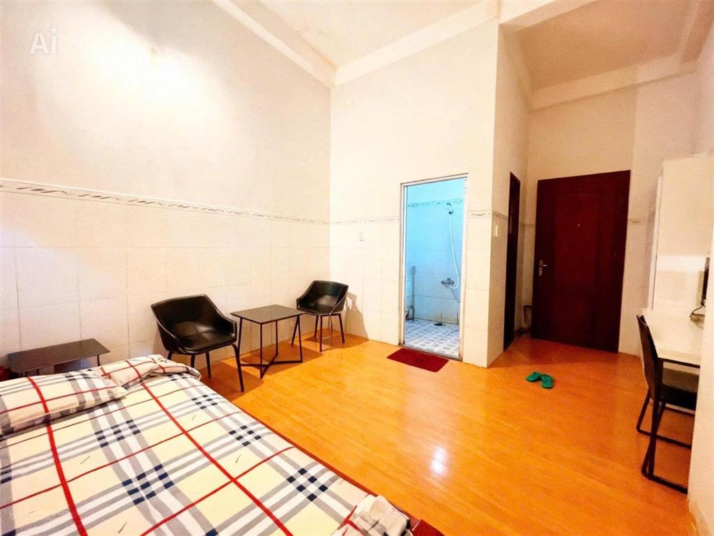 Nhà nghỉ 8phòng, mt khu dân cư nguyễn thị thử vs trần văn mười  dt 7x12 dòng tiền 30triệu