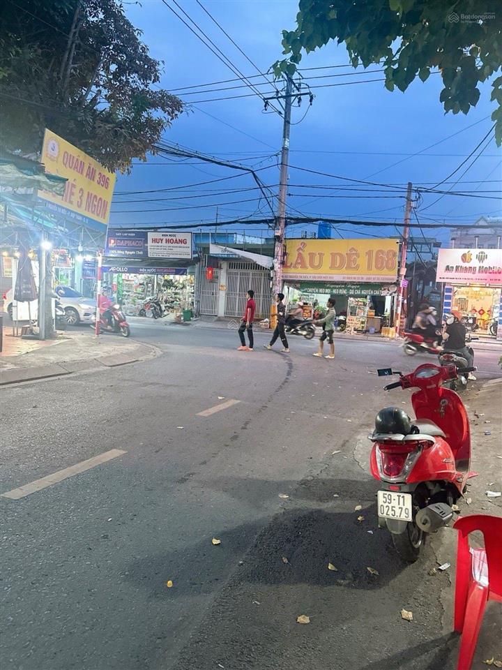 Nhà 2 tầng, mt trần thị do ngay ngã 3 nguyễn thị kiểu  dt (5x19) giá chỉ 7tỷ
