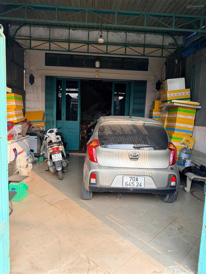 Mt tân xuân 3, nhánh tô ký  nhà 2tầng btct kiên cố  vừa ở vừa kd  dt 5x23 giá hơn 5tỷ xíu