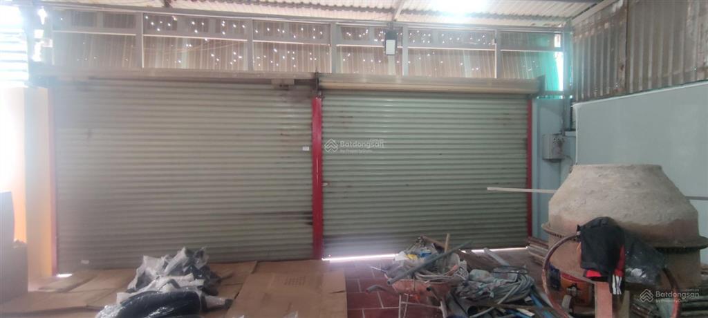 Kho sẵn có vp máy lạnh, ngay ngã 4 nguyễn ảnh thủ vs trần thị năm, dt 12x40 hơn 400m2  giá tốt