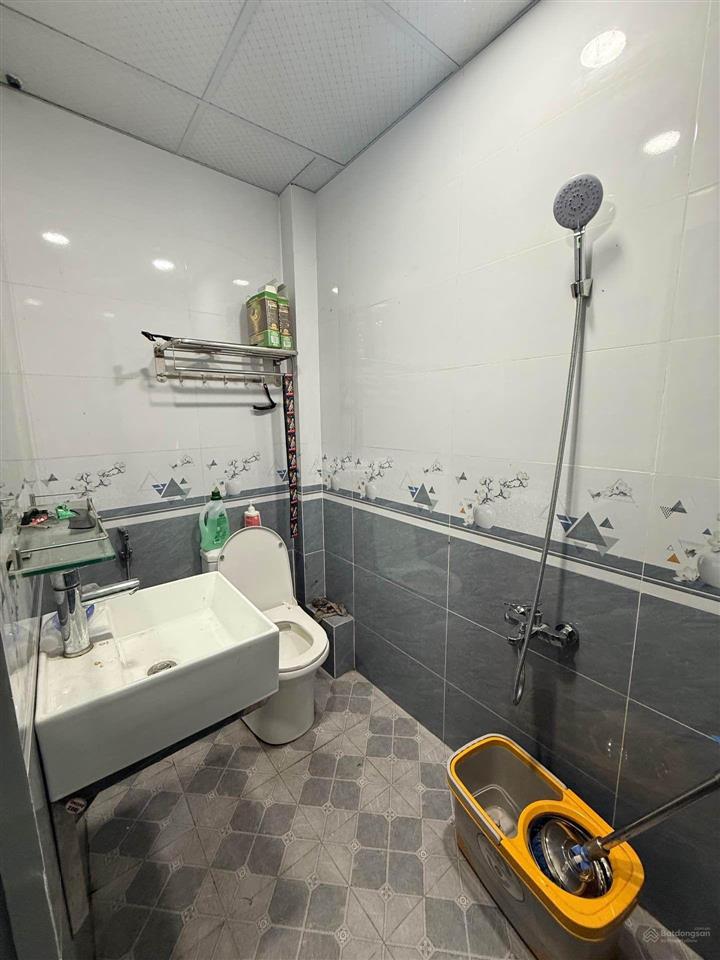 Mt vườn lài, apđ q12  ngay đh nguyễn tất thành  nhà btct 2 tầng 171m² (4,6x36) giá tốt ạ