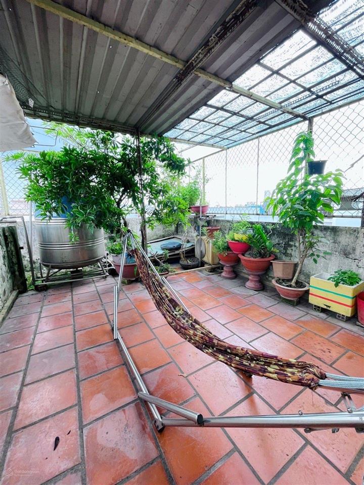 Nhà 4tầng btct, đường nhựa 7m nguyễn vaen quá, q12  dt 72m2 vừa ở vừa kd ok