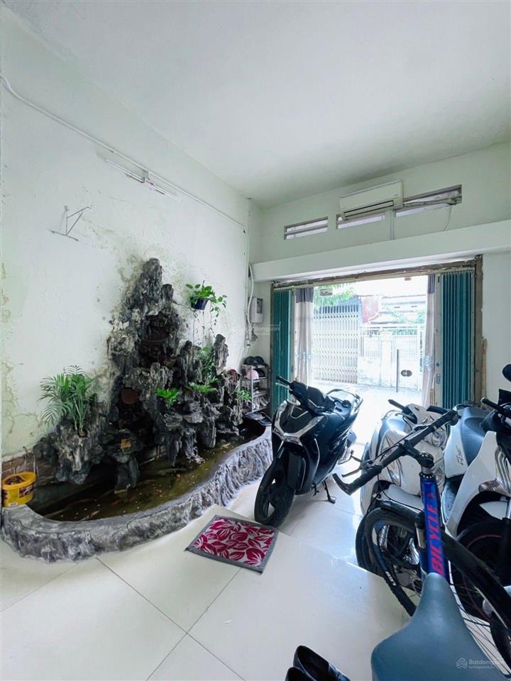 Nhà 4tầng btct, đường nhựa 7m nguyễn vaen quá, q12  dt 72m2 vừa ở vừa kd ok