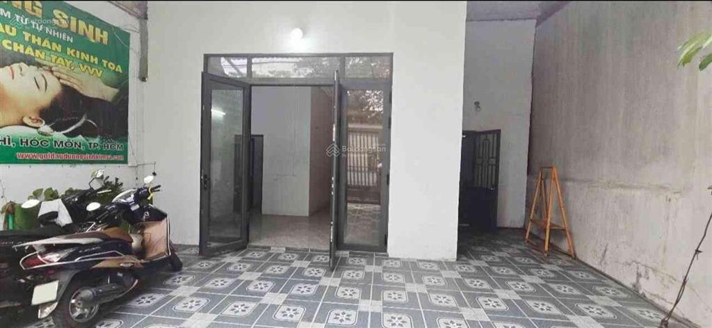 Nhà cấp 4 sân vườn kiên cố  đường 5m cách mt dương công khi 30m, ngay vành đai 3 phan văn hớn