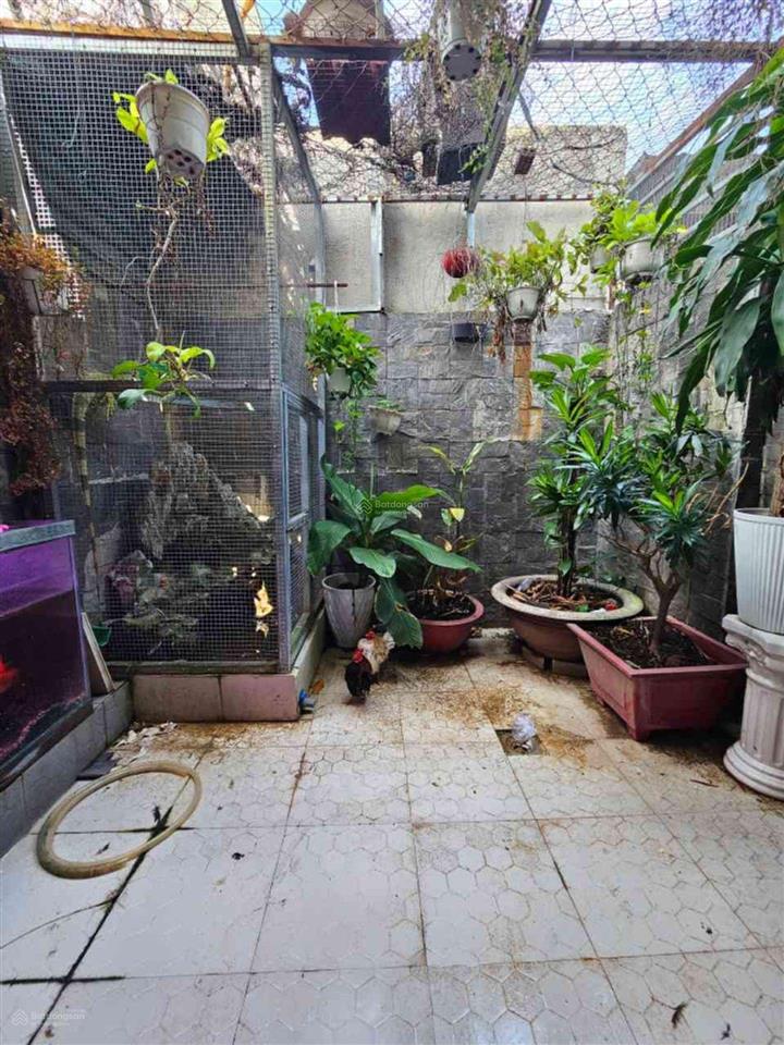 Trung tâm hóc môn, lê lợi  hẻm ô tô cách đường 30m  nhà 2tầng 86m2  (4,2x25)  vừa ở vừa kd ok ạ