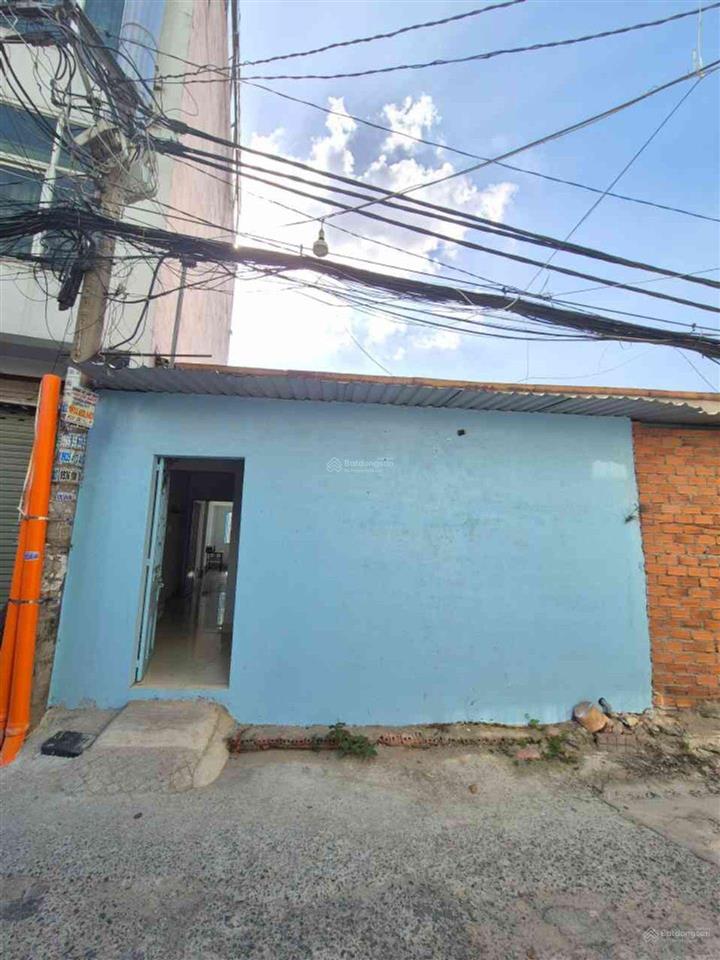 Mt tô ký, đông hưng thuận  dt 57m2 (4,9x13) 2 mặt hẻm trước sau, ko lộ giới  giá hơn 5tỷ xí