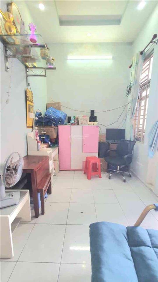 Nhà 2 tầng btct, đông hưng thuận, q12  dt 62m2 (5x12,5) hẻm 5m xe tải thông  giá 5 tỷ