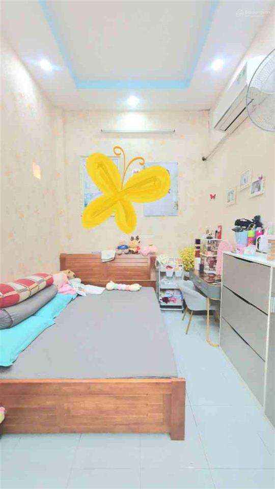 Nhà 2 tầng btct, đông hưng thuận, q12  dt 62m2 (5x12,5) hẻm 5m xe tải thông  giá 5 tỷ