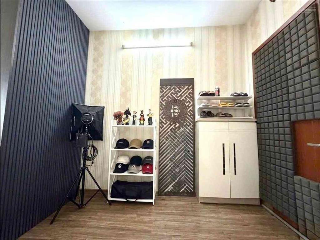 Chung cư topaz home phan văn hớn lô góc tầng 5  dt 70m2, 3pn full nội thất  giá nhỉnh 2tỷ