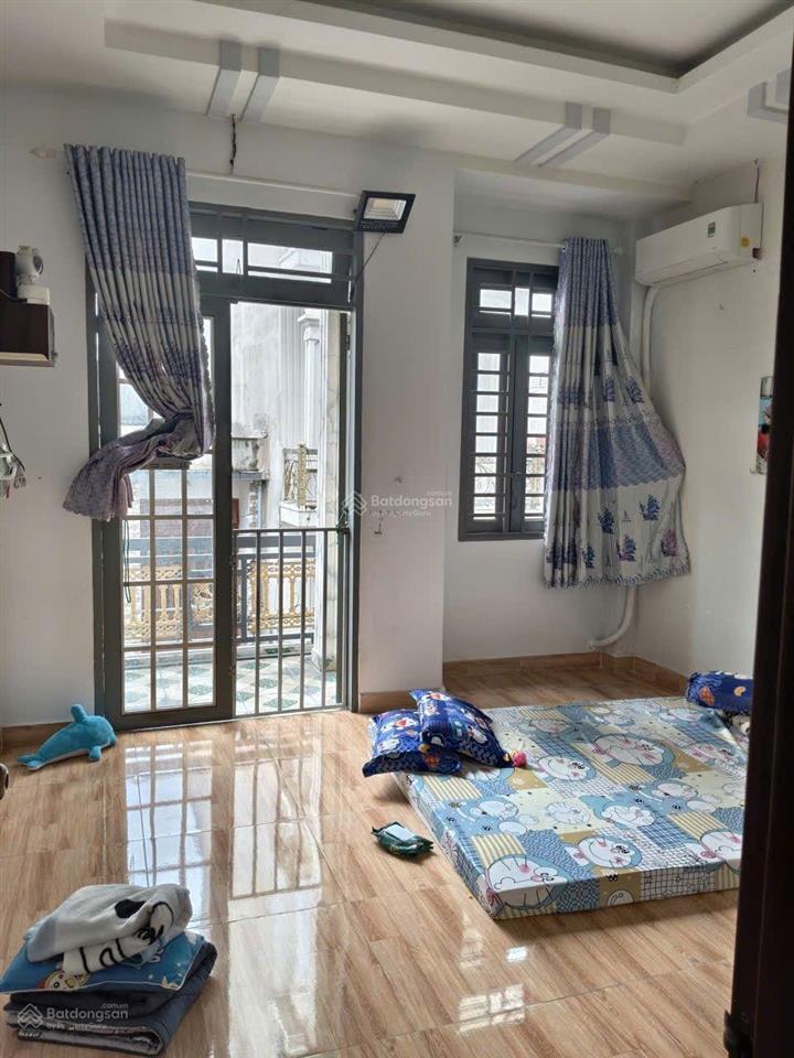 Nhà đúc 5 tầng btct, đường 6m ko lộ giới  ngã 3 đông quang, hiệp thành, q12  (4x15) ô tô 24/24