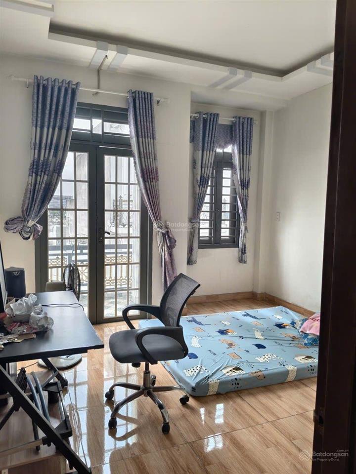 Nhà đúc 5 tầng btct, đường 6m ko lộ giới  ngã 3 đông quang, hiệp thành, q12  (4x15) ô tô 24/24