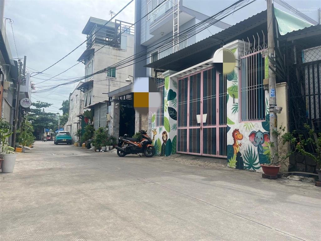 Nhà cấp 4, đường 6m cách 30m ra song hành, trung chánh  dt 90m2 (6x18) vị trí rất đẹp  giá tốt