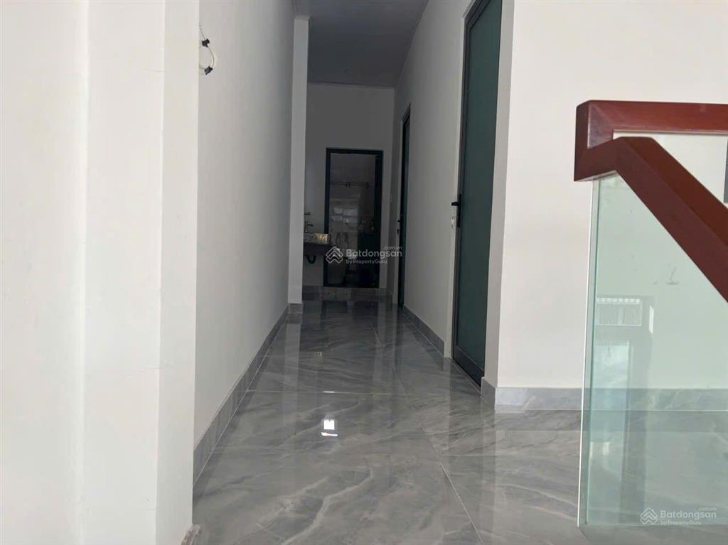 Nhà đẹp trệt, lửng đúc  (5x17) 86m2  đường nhựa 7m thông lê văn khương, liên khu 25 (giá ngộp)