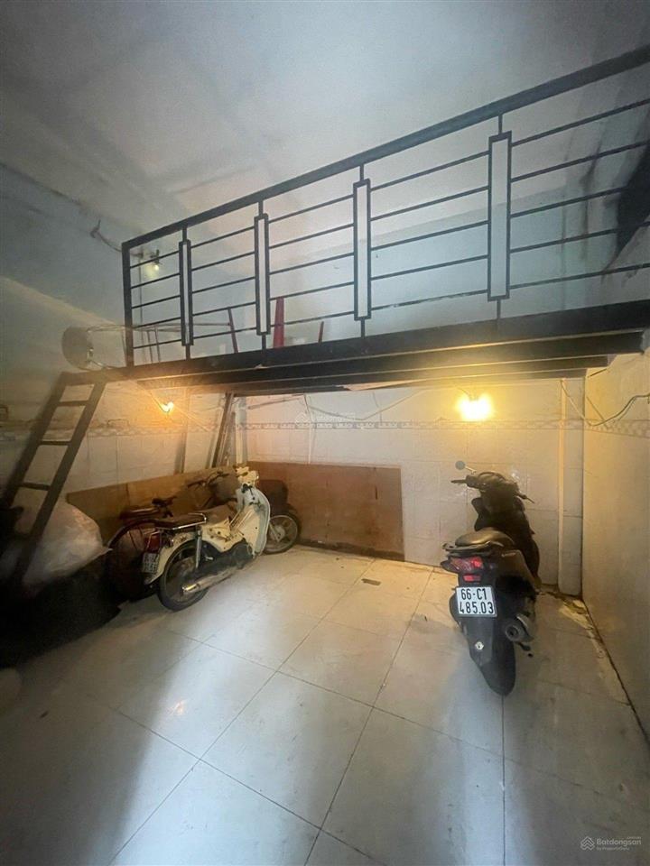 Nhà 3tầng kẹp hẻm ko lộ giới  tân thới nhất 01  10phòng trọ doanh thu 25 triệu  dt 86m2 (4x22)