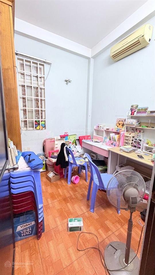 Nhà 3 tầng btct  1/ trương thị hoa, q12  đường 4m ô tô thông  dt sàn 120m2  giá dưới 4 tỷ