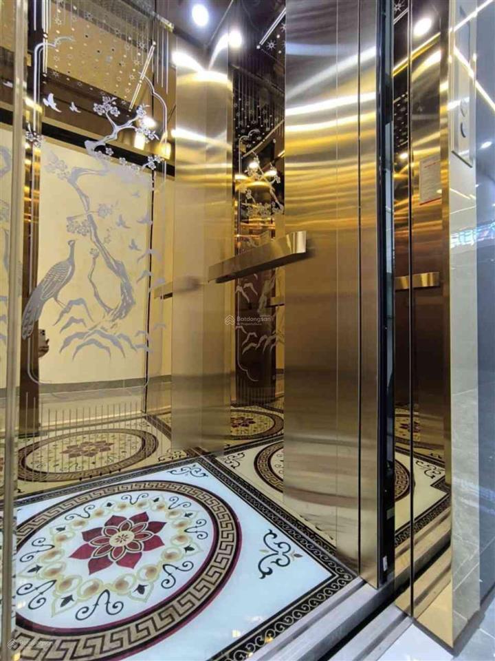 Mặt phố 77m #kinh doanh #gara ô tô #thang máy phân khúc 6 tỷ lê chân hải phòng