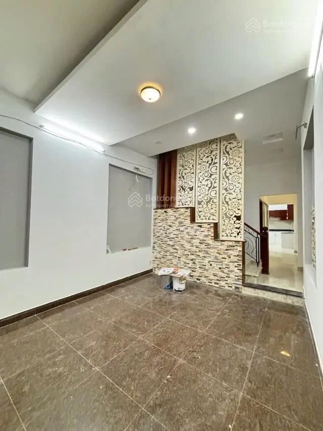 View sông, sát mặt tiền nguyễn xí  72m²  hẻm xe tải, khu dân trí cao  11 tỷ