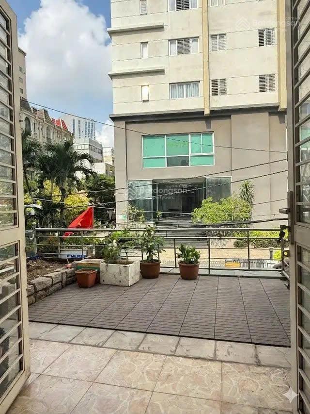 Hiếm nhà bán  khu vip nguyễn văn thương (d1 cũ), bình thạnh  64m2