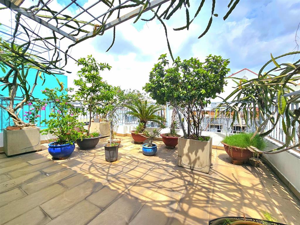 Hàng hiếm nguyễn thái bình tân bình  biệt thự 210m2 ngang gần 10m 4 tầng