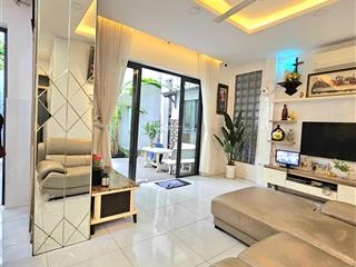Hàng hiếm nguyễn thái bình tân bình  biệt thự 210m2 ngang gần 10m 4 tầng