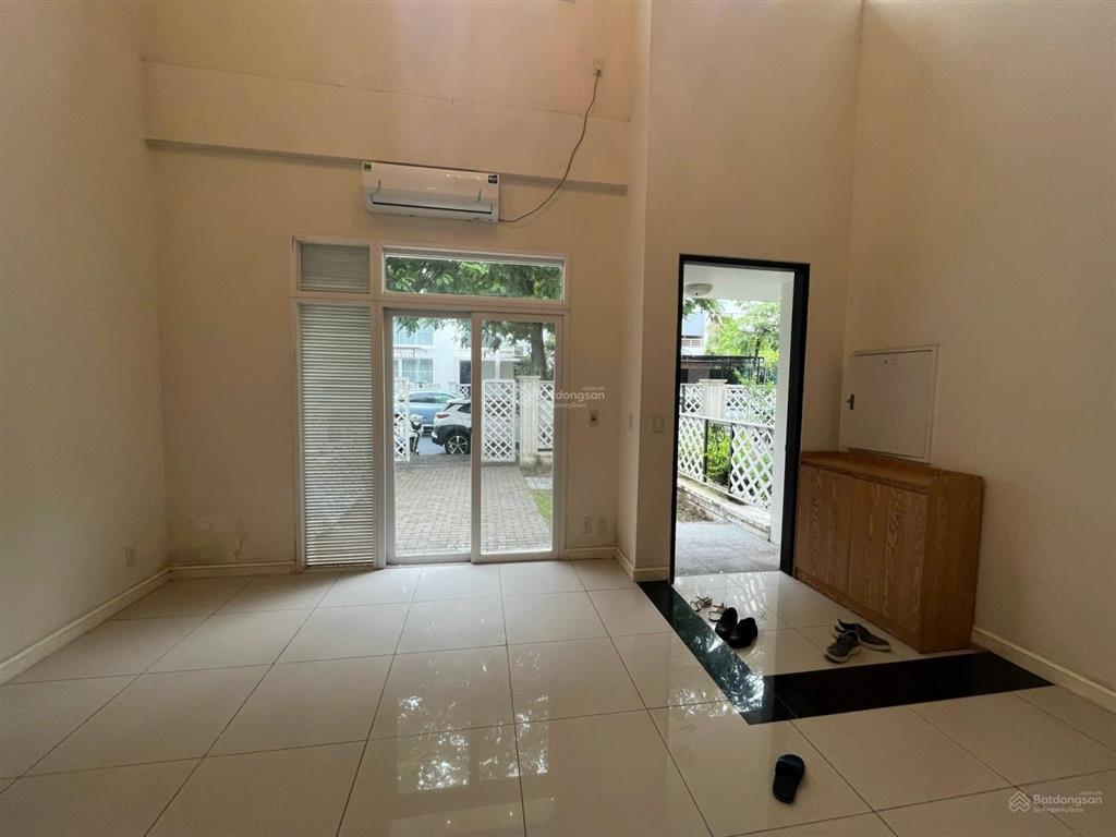 Chủ nhà giảm sâu còn 23,5 tỷ căn 100m đẹp mê ly đối diện cụm chung cư sẵn khách thuê ~ 20 triệu