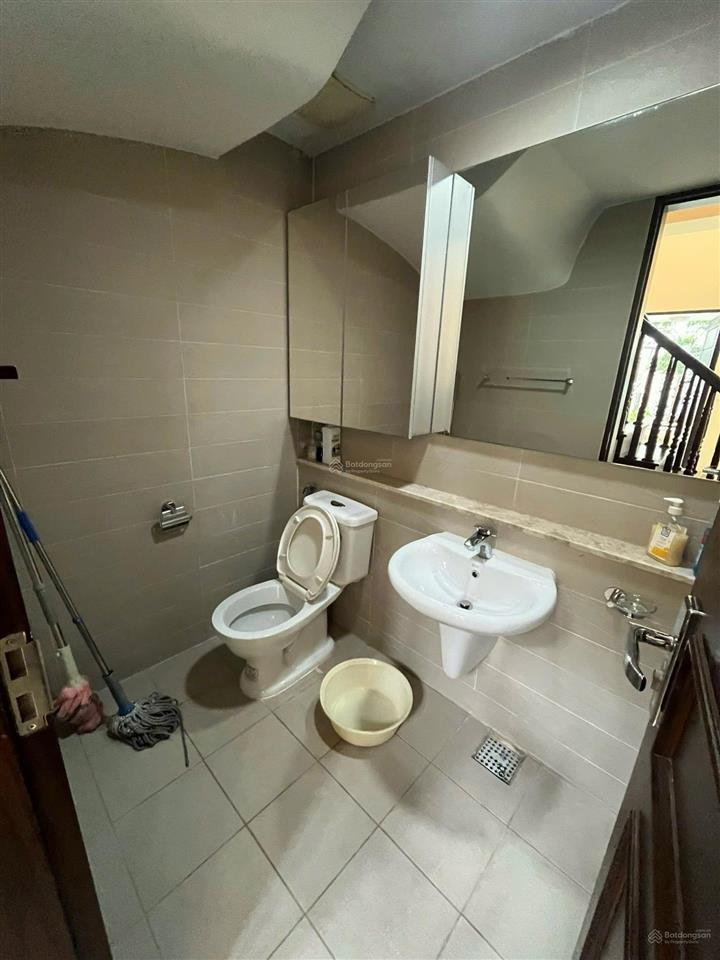 Chủ nhà giảm sâu còn 23,5 tỷ căn 100m đẹp mê ly đối diện cụm chung cư sẵn khách thuê ~ 20 triệu