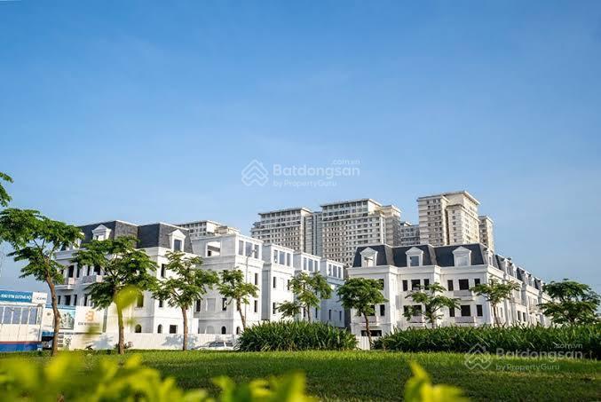 Giảm sâu 10 tỷ căn biệt thự song lập 170m2 chỉ hơn 23 tỷ  sẵn sổ đỏ