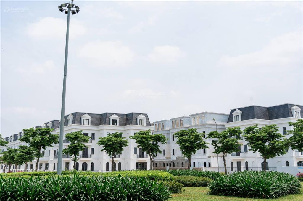 Giảm sâu 10 tỷ căn biệt thự song lập 170m2 chỉ hơn 23 tỷ  sẵn sổ đỏ
