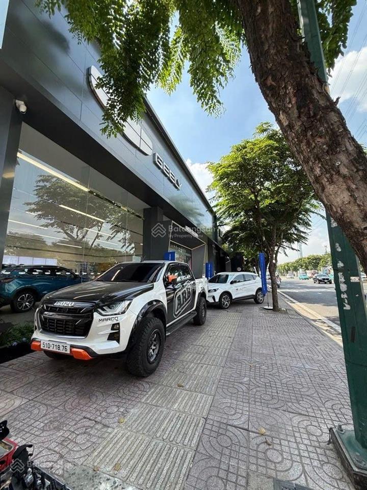 Chỉ 19,5 tỷ  mặt phố gò vấp đường 2 làn, vỉa hè, dt 146m2, kd đa hệ, xây chdv