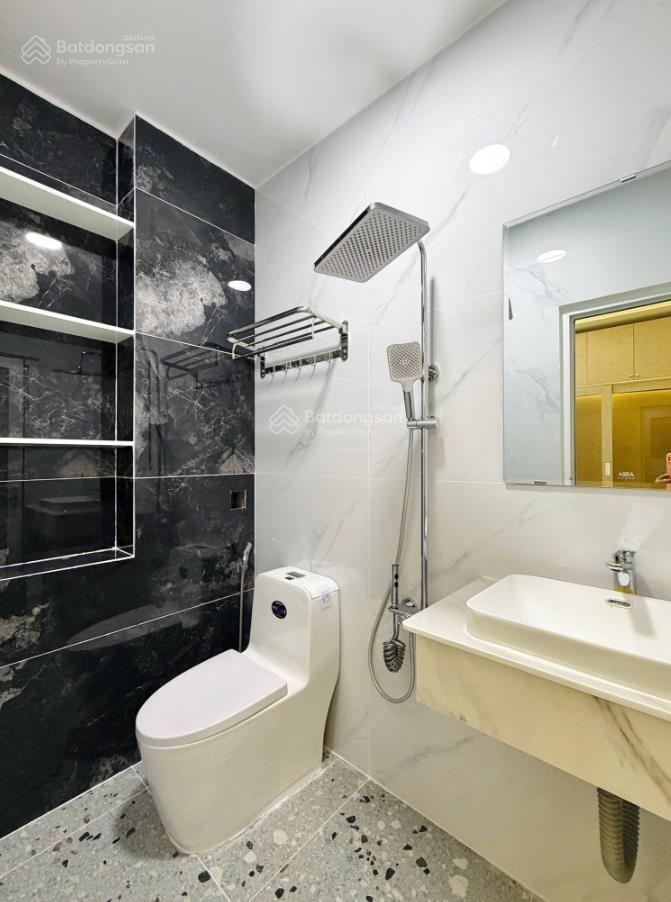 Bán nhà mặt tiền quang trung gò vấp  4 tầng  ô tô ngủ trong nhà  full nội thất