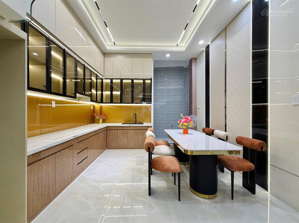 Bán nhà mặt tiền quang trung gò vấp  4 tầng  ô tô ngủ trong nhà  full nội thất