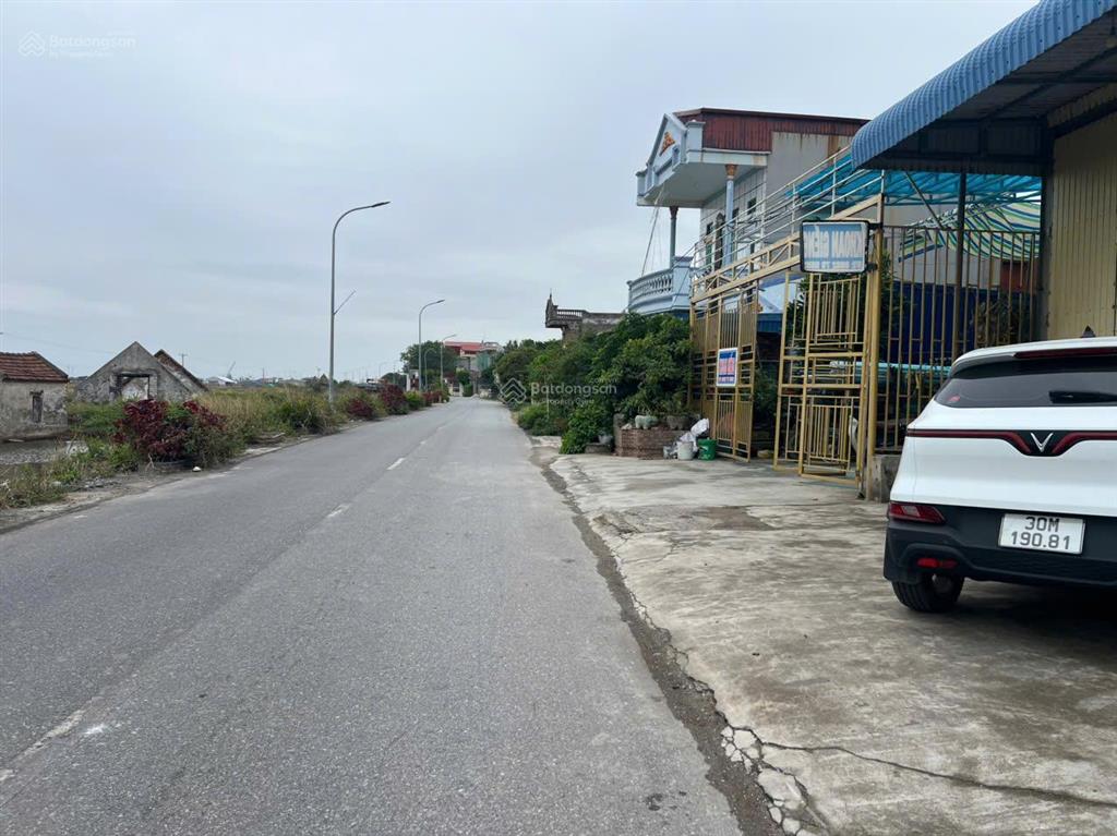 Ngân hàng bán đấu giá miếng đất + tặng nhà xưởng tại thị trấn cồn, hải hậu, nam định