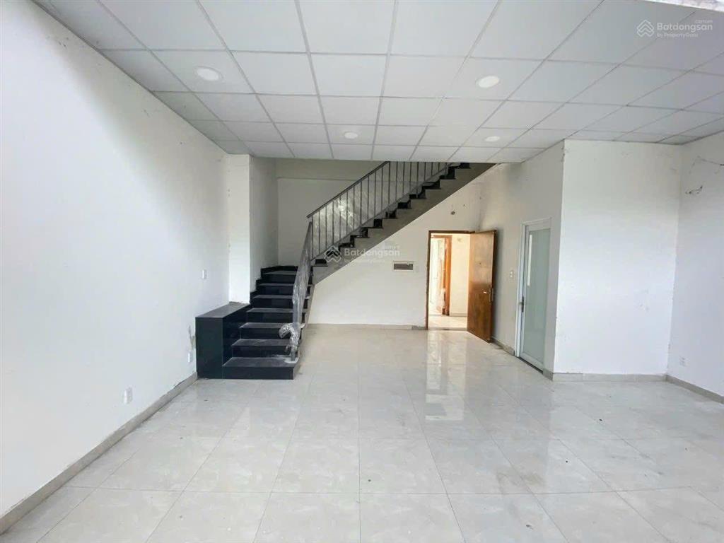 Chủ định cư bán nhanh shophouse 80m2, chuẩn bị làm sổ, sài gòn intela