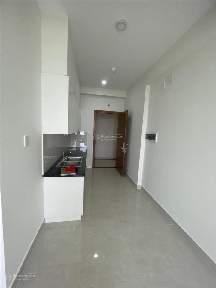 Cho thuê căn 2pn có bếp, máy lạnh chỉ 6tr3/tháng