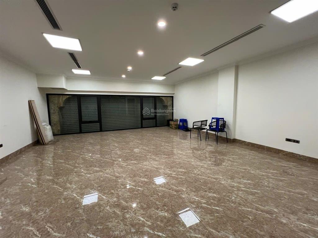33,5 tỷ, toà nhà văn phòng, 8 tầng thang máy, liền kề khu đô thị trung tâm hà đông, gần aeon mall