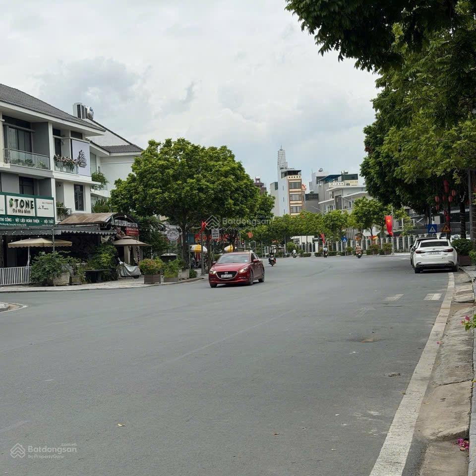Lô góc 125 tỷ, dt 260m2, mt 28m, biệt thự an khang, kđt dương nội, hà đông(công viên thiên văn học)