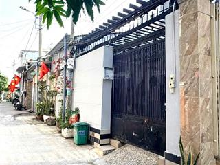 Phú thuận quận 7  4.6x21m  cạnh mặt tiền  dân trí cao  hẻm cao ráo an ninh  nhỉnh 8 tỷ