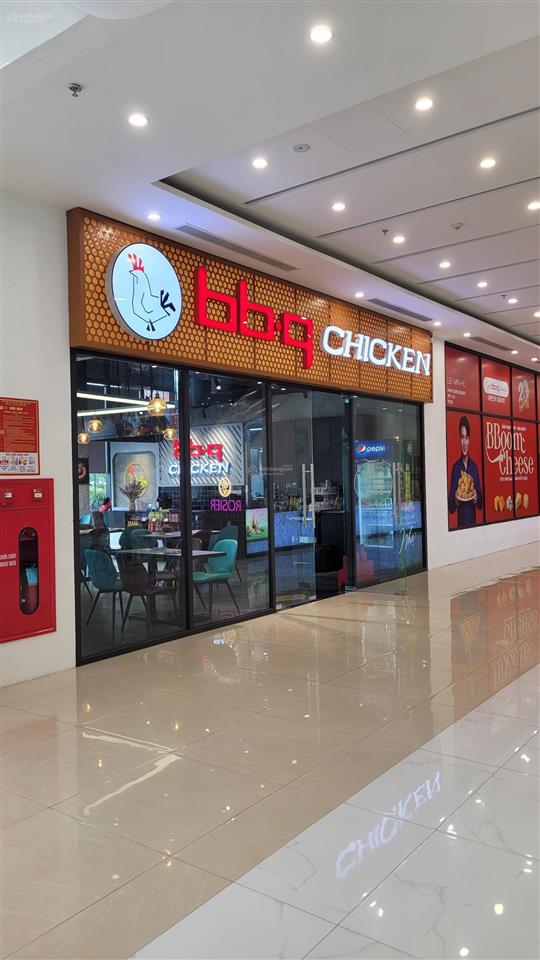 Chỉ 1.3tỷ vốn bàn giao luôn mặt bằng kd 66m2 tại khối đế t2  rox tower,  0386 768 *** để xem da