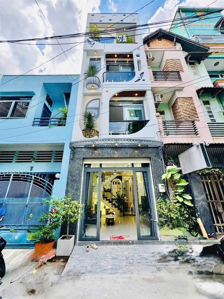 Căn ngộp gần cầu bông. với 43m² lê văn duyệt, giá 4 tỷ 250. xây 1 trệt 2 lầu, hẻm oto, sổ riêng sẵn