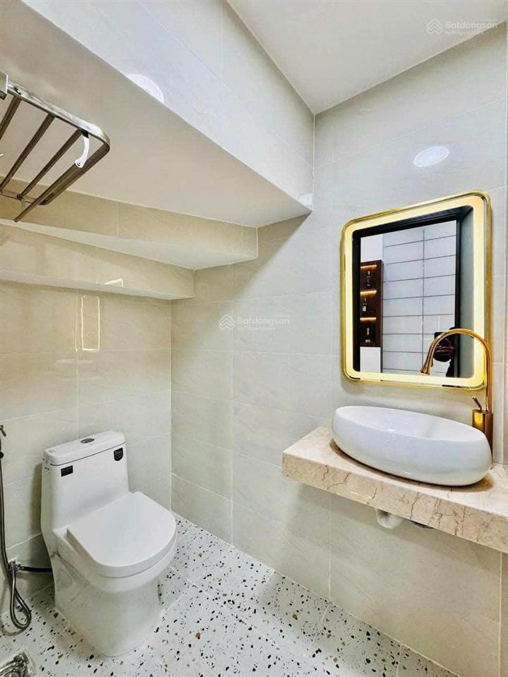 Giảm sốc. căn 64.7m2 nơ trang long, bình thạnh sổ sẵn. xây 1 trệt 2 lầu, hẻm 4m