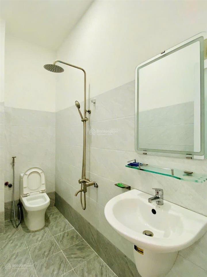 Rẻ nhất dưới 9 tỷ. khu vực nhà 47m2 tây lân, bình tân xây 1 trệt 3 lầu. sổ riêng sẵn, hẻm 5m