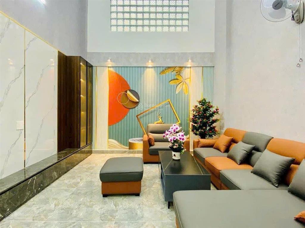 Căn 68m2 đường số 22, thủ đức gần giga mall. giá 2 tỷ 550, xây 1 trệt 3 lầu, hẻm 5m. sổ riêng