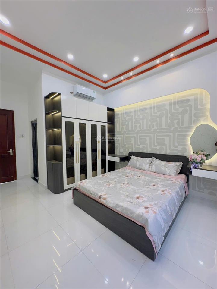 Hạ giá còn 3 tỷ 150 căn 68m² đường số 22, thủ đức gần giga mall. xây 1 trệt 3 lầu, hẻm 5m. sổ riêng
