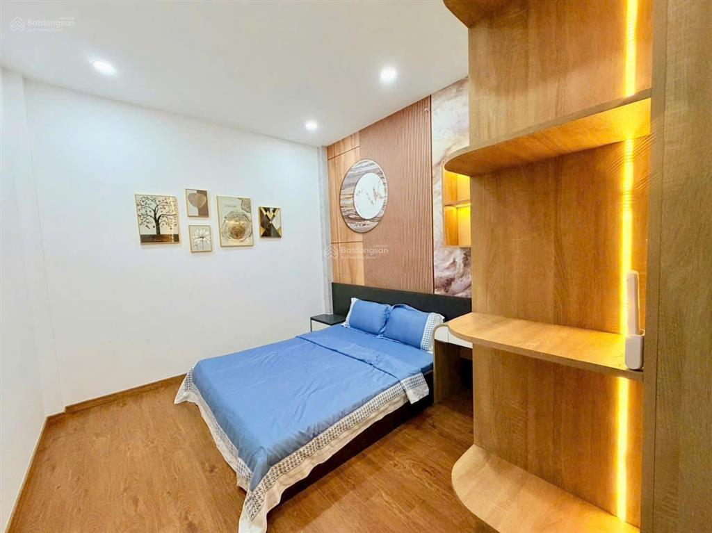 Bán nhanh tháng 5  nhà 41.9m² xô viết nghệ tĩnh, xây 1 trệt 2 lầu. sổ sẵn, hẻm oto