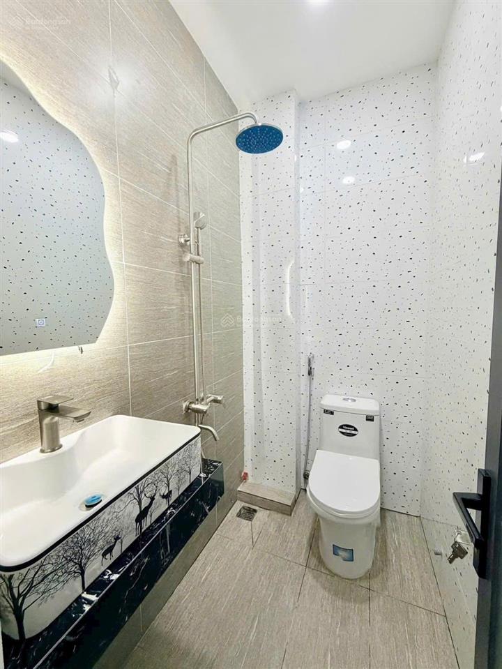 Bán nhanh tháng 5  nhà 41.9m² xô viết nghệ tĩnh, xây 1 trệt 2 lầu. sổ sẵn, hẻm oto