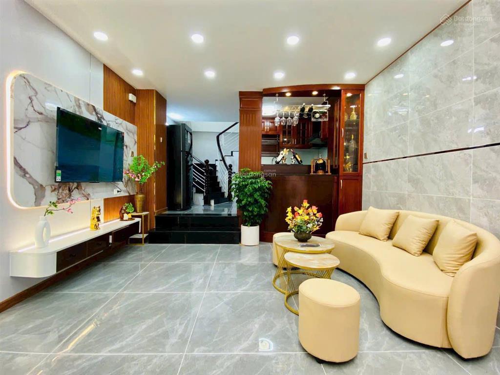 Gần chợ gò vấp. nhà 38m² nguyễn văn nghi xây 1 trệt 3 lầu, giá 7 tỷ 100. hẻm 4m hơn, sổ sẵn