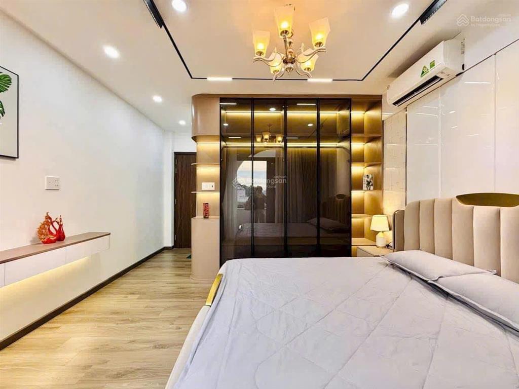 Ngay trung tâm q10. căn 55m² đường 3/2 xây 1 trệt 3 lầu, giá tl. sổ hoàn công, hẻm gần 6m