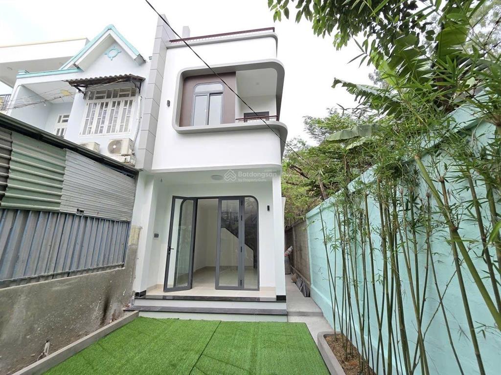 Nhà phố sang trọng, hiện đại tại linh xuân 120m2 đất, 2 lầu 1 trệt, không gian sống đẳng cấp