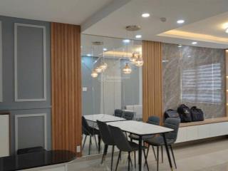 73m2 2pn 2wc tầng trung view thoáng giá 4 tỷ 120tr bao sang tên hiện trang tốt ra lộc