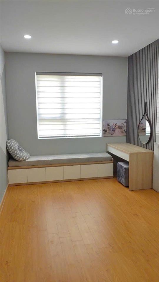73m2 2pn 2wc tầng trung view thoáng giá 4 tỷ 120tr bao sang tên hiện trang tốt ra lộc